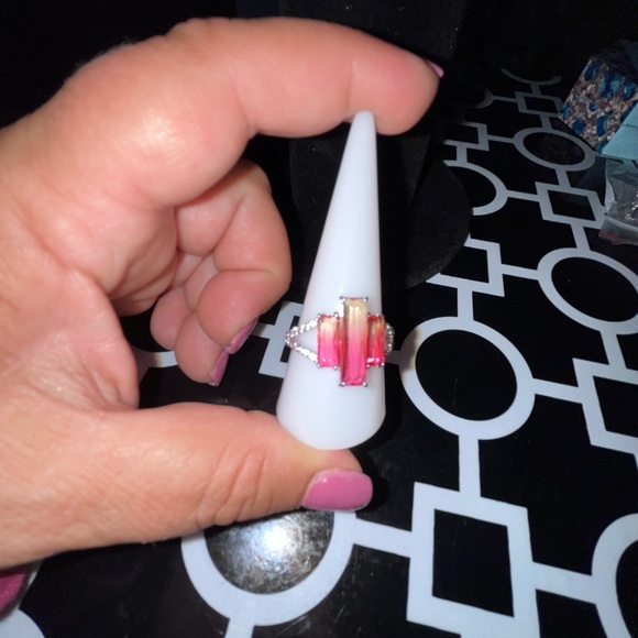 Decide on a Reason- Bomb Party ring - Picture 3 of 4